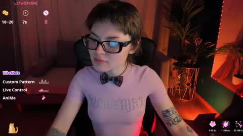 Kira online show from 02/15/25, 10:21