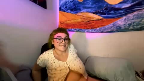 Snapshot of sweetheatannie chatting on 12/19/24, 06:12 sweetheatannie online show from 12/19/24, 06:12