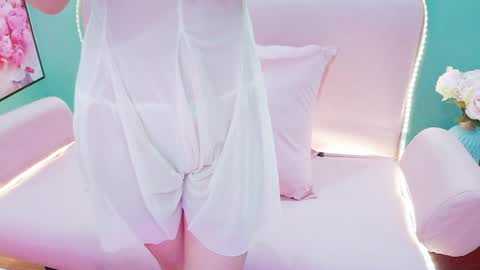 Snapshot of sweetie_bae99 chatting on 07/10/26, 08:50 sweetie_bae99 online show from 07/10/26, 08:50