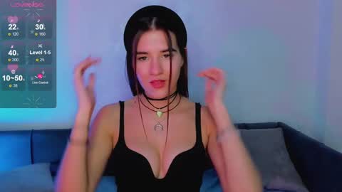Snapshot of sweetie_catt chatting on 02/14/25, 09:13 sweetie_catt online show from 02/14/25, 09:13