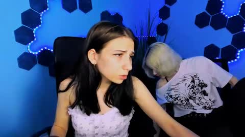 Chloe online show from 05/12/26, 08:44