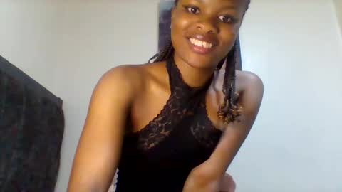 sweetie lee online show from 11/25/25, 02:00