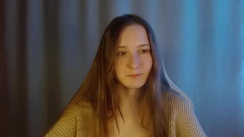 Snapshot of sweetie_lover chatting on 02/02/26, 09:13 Annie online show from 02/02/26, 09:13