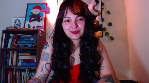 Snapshot of sweetie_maryy chatting on 12/10/24, 06:11 Maria  my insta sweetie maryy   online show from 12/10/24, 06:11