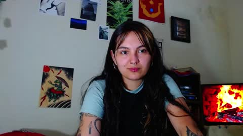 Snapshot of sweetie_maryy chatting on 01/28/25, 06:28 Maria  my insta sweetie maryy   online show from 01/28/25, 06:28