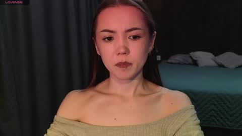 Snapshot of sweetieee_kira chatting on 04/24/26, 03:31 sweetieee_kira online show from 04/24/26, 03:31