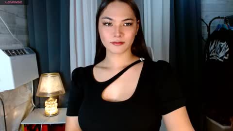 Snapshot of sweetiefox1 chatting on 01/10/26, 01:40 sweetiefox1 online show from 01/10/26, 01:40