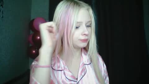 Snapshot of sweetielis chatting on 12/05/24, 12:22 sweetie Lisa3 online show from 12/05/24, 12:22