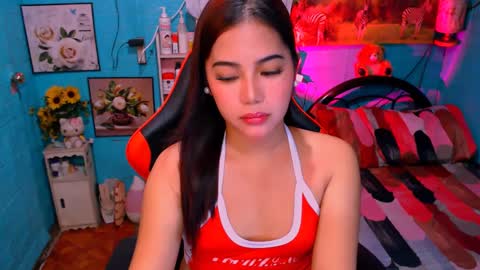 Snapshot of sweetienicole chatting on 12/11/24, 02:00 Nicole online show from 12/11/24, 02:00