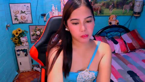 Snapshot of sweetienicole chatting on 01/14/25, 07:38 Nicole online show from 01/14/25, 07:38