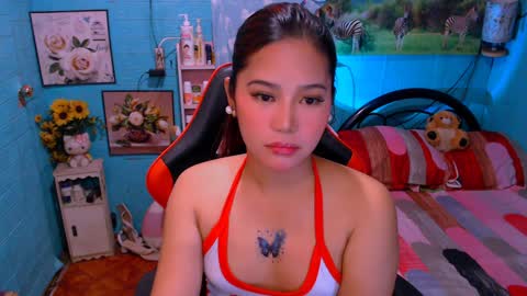 Snapshot of sweetienicole chatting on 01/28/25, 10:23 Nicole online show from 01/28/25, 10:23