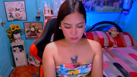 Snapshot of sweetienicole chatting on 01/29/25, 01:27 Nicole online show from 01/29/25, 01:27