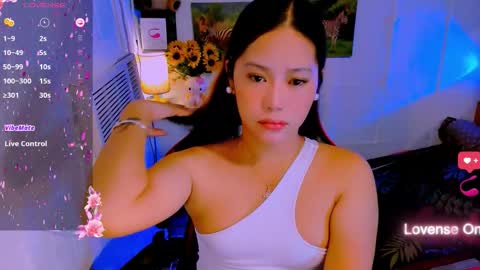 Snapshot of sweetienicole chatting on 09/21/25, 10:33 Nicole online show from 09/21/25, 10:33