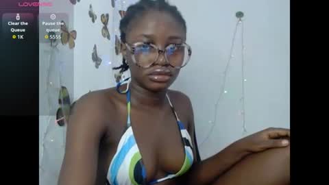 Snapshot of sweetjuicyclit chatting on 06/13/26, 12:47 zuri online show from 06/13/26, 12:47