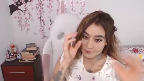 Snapshot of sweetkatik chatting on 09/08/25, 05:56 karen online show from 09/08/25, 05:56