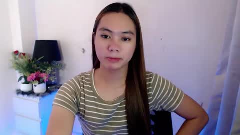 Snapshot of sweetkayexx chatting on 03/22/26, 08:51 SWEET KEYA online show from 03/22/26, 08:51