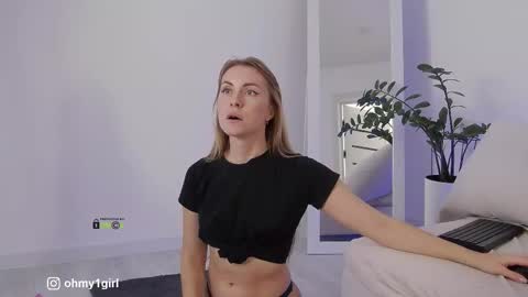 SweetKira1 online show from 11/14/25, 12:04