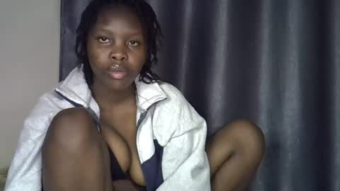sweetkirrie online show from 07/11/26, 08:55