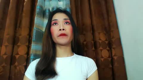 Snapshot of sweetkylecum chatting on 02/06/25, 12:48 sweetkylecum online show from 02/06/25, 12:48