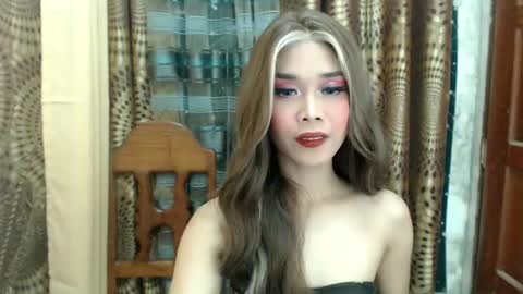 Snapshot of sweetkylecum chatting on 03/04/25, 10:13 sweetkylecum online show from 03/04/25, 10:13