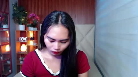 Snapshot of sweetladyboyx chatting on 09/28/25, 10:37   online show from 09/28/25, 10:37