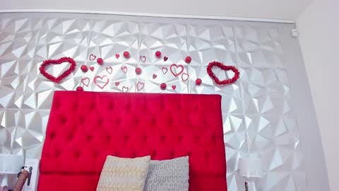 Lauren online show from 02/18/25, 08:27