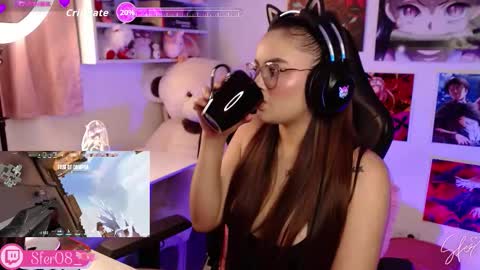 Snapshot of sweetlee_1 chatting on 03/27/26, 11:26 online show from 03/27/26, 11:26