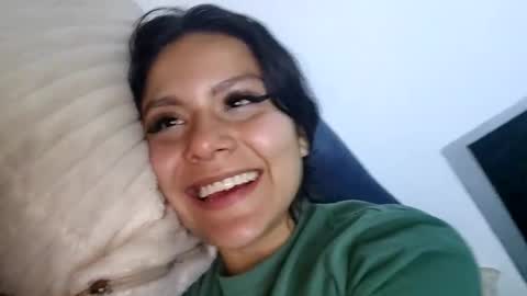 Snapshot of sweetletty_ chatting on 01/06/25, 04:47 Letty la traga semen lol online show from 01/06/25, 04:47