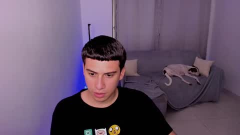 Snapshot of sweetlian_04 chatting on 03/04/25, 08:02 Lian online show from 03/04/25, 08:02