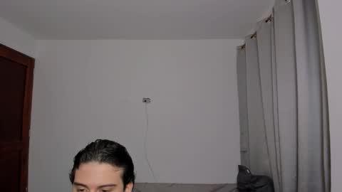 Snapshot of sweetlian_04 chatting on 10/10/25, 11:59 Lian online show from 10/10/25, 11:59