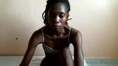Snapshot of sweetlilly2540 chatting on 03/05/25, 02:56 sweetlilly2540 online show from 03/05/25, 02:56