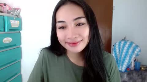 Lilly online show from 12/04/24, 02:42