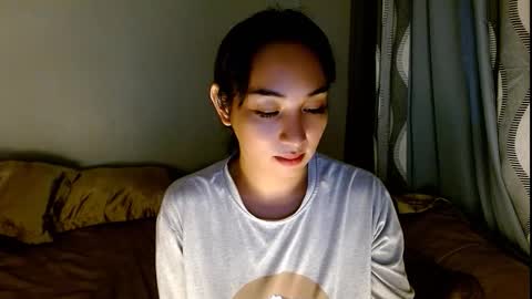 Snapshot of sweetlilly_18 chatting on 03/04/26, 04:51 Lilly online show from 03/04/26, 04:51