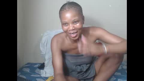 sweetlipss_ online show from 12/16/25, 08:47