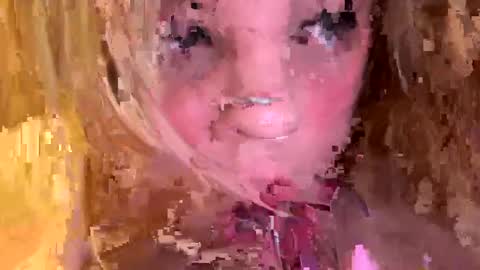 Snapshot of sweetlisa92 chatting on 03/10/25, 10:34 Lisa online show from 03/10/25, 10:34