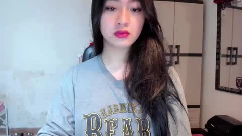 Zoe online show from 01/01/25, 08:37