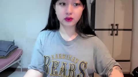 Snapshot of sweetlovepinay04 chatting on 01/02/25, 08:28 Zoe online show from 01/02/25, 08:28