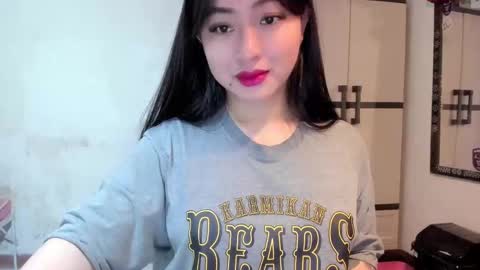 Snapshot of sweetlovepinay04 chatting on 01/03/25, 08:01 Zoe online show from 01/03/25, 08:01