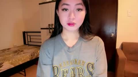 Snapshot of sweetlovepinay04 chatting on 09/12/25, 02:00 Zoe online show from 09/12/25, 02:00