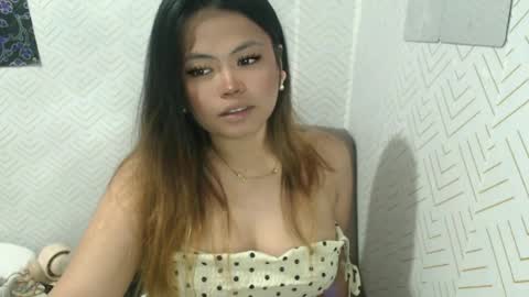 NICOLE online show from 06/17/26, 03:57