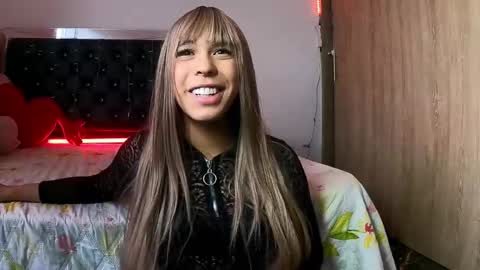 Snapshot of sweetmagic6 chatting on 02/13/26, 08:49 sweetmagic6 online show from 02/13/26, 08:49