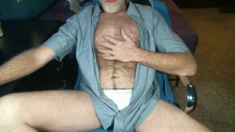 Snapshot of sweetman4a chatting on 09/08/25, 08:41 Michael online show from 09/08/25, 08:41