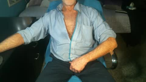 Snapshot of sweetman4a chatting on 01/14/26, 03:06 Michael online show from 01/14/26, 03:06