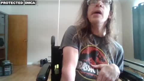 Snapshot of sweetman4u75 chatting on 02/22/25, 05:24 Sweet Man online show from 02/22/25, 05:24