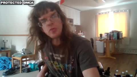 Snapshot of sweetman4u75 chatting on 02/27/25, 03:48 Sweet Man online show from 02/27/25, 03:48