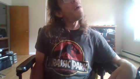 Snapshot of sweetman4u75 chatting on 09/22/25, 05:59 Sweet Man online show from 09/22/25, 05:59