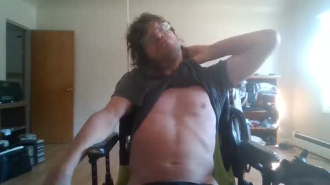 Snapshot of sweetman4u75 chatting on 10/06/25, 04:37 Sweet Man online show from 10/06/25, 04:37