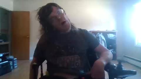 Snapshot of sweetman4u75 chatting on 10/11/25, 06:50 Sweet Man online show from 10/11/25, 06:50