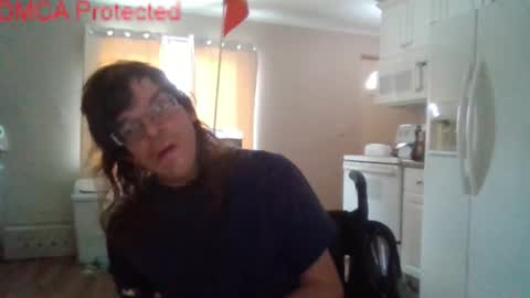 Snapshot of sweetman4u75 chatting on 11/09/25, 03:32 Sweet Man online show from 11/09/25, 03:32