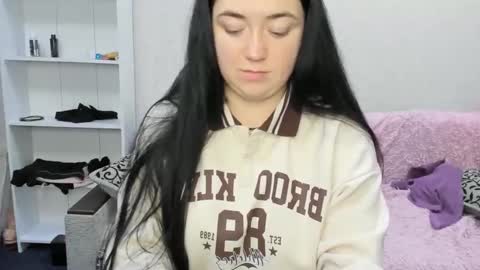 Snapshot of sweetmarylove chatting on 12/03/24, 09:11 sweetmarylove online show from 12/03/24, 09:11